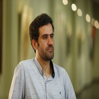 صادق لطفی زاده