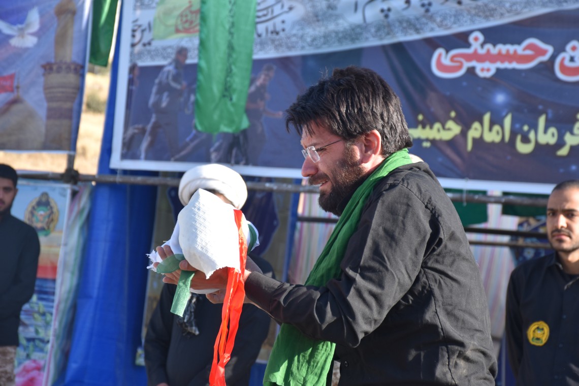 یازدهمین سوگواره عاشورایی عکس هیأت-اسدالله محمدزاده-بخش ویژه-پیاده‌روی اربعین حسینی(مجموعه عکس)