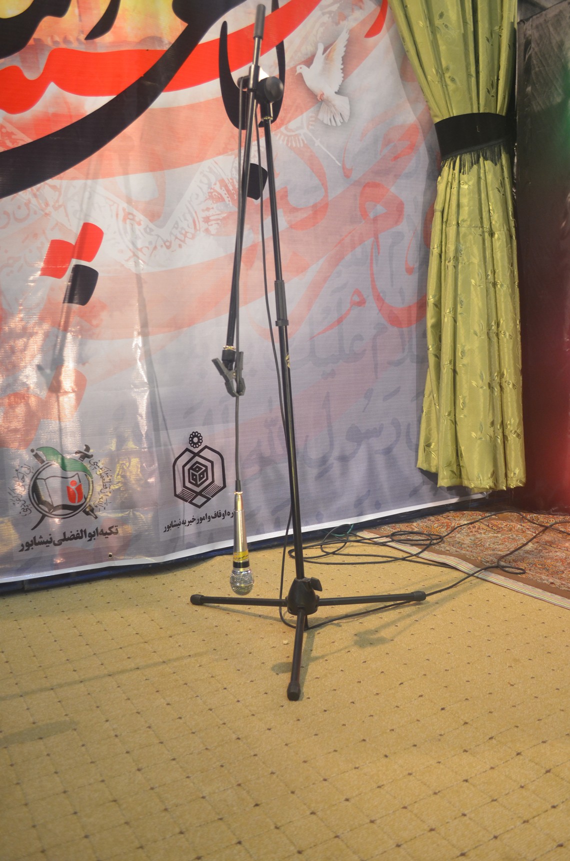 سوگواره سوم-عکس 1-ابراهیم طالبی-جلسه هیأت فضای بیرونی