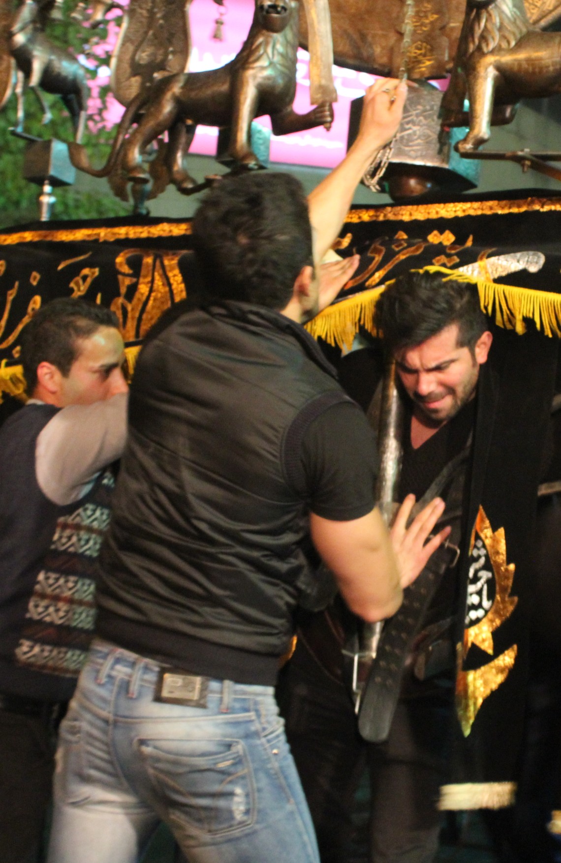 سوگواره دوم-عکس 8-ساحل تابانی-جلسه هیأت فضای داخلی