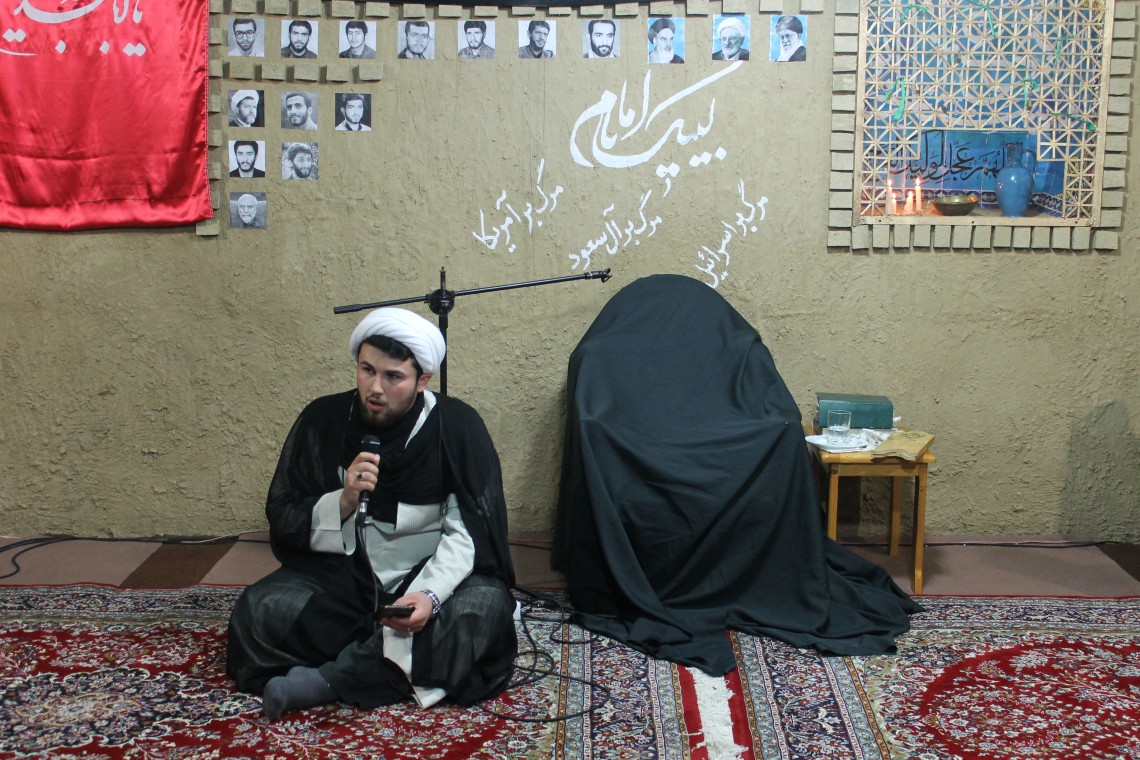 سوگواره چهارم-عکس 47-سیدصدرالدین سیدصبوری-جلسه هیأت فضای داخلی