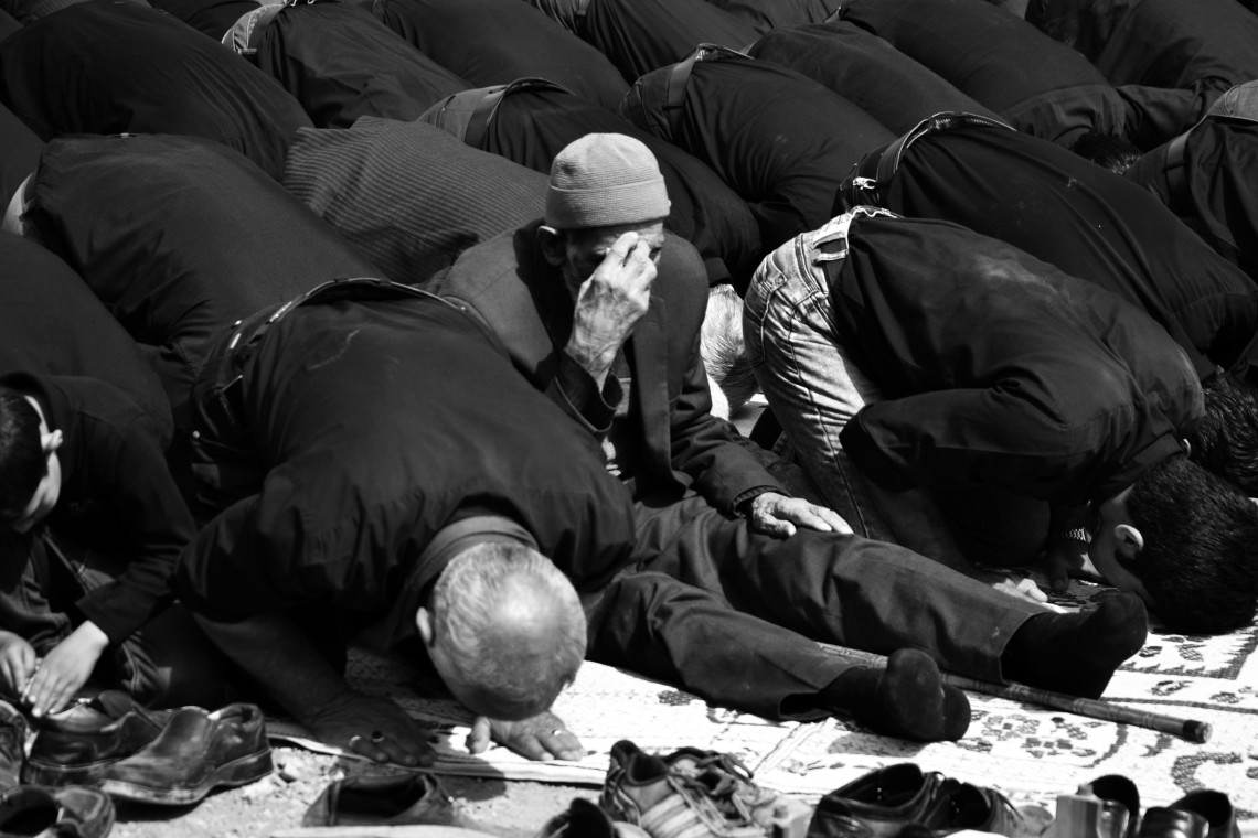 فراخوان ششمین سوگواره عاشورایی عکس هیأت-طیبه غلامی-بخش اصلی -جلسه هیأت