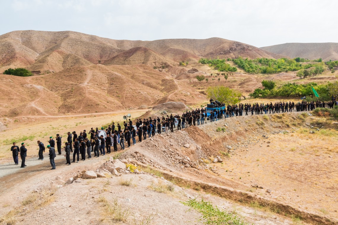فراخوان ششمین سوگواره عاشورایی عکس هیأت-مرتضی امین الرعایایی-بخش اصلی -جلسه هیأت