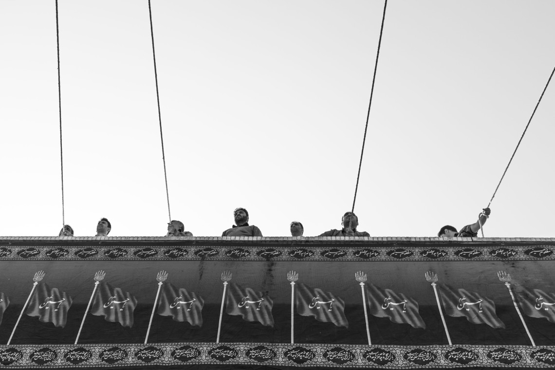 فراخوان ششمین سوگواره عاشورایی عکس هیأت-علی ابک-بخش اصلی -جلسه هیأت