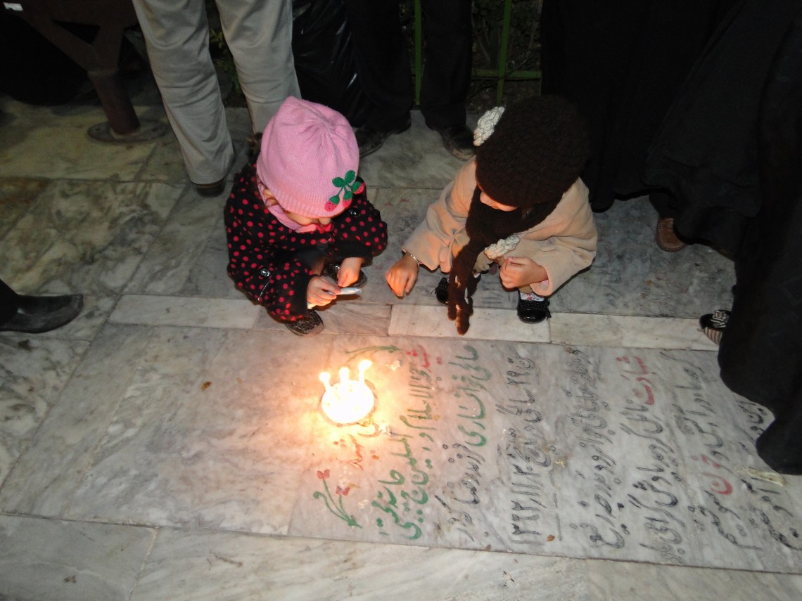 سوگواره دوم-عکس 33-فرشید پراوین-جلسه هیأت فضای بیرونی 