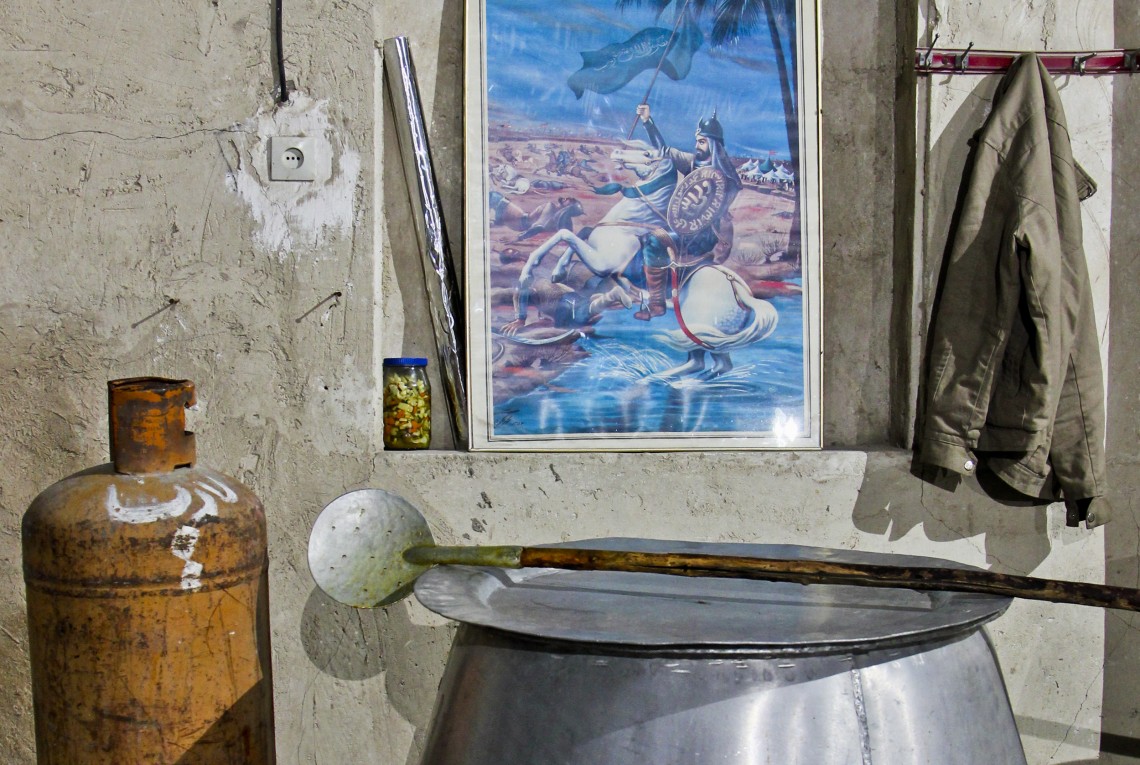 سوگواره سوم-عکس 3-مسعود جعفری نژادان-جلسه هیأت فضای بیرونی