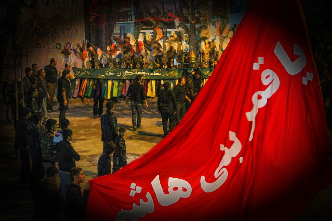 سوگواره سوم-عکس 14-محمد رضا غفاری-جلسه هیأت فضای بیرونی