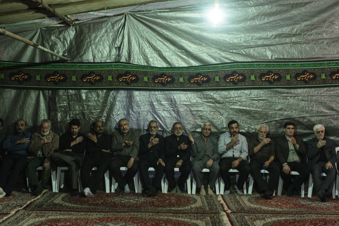 سوگواره چهارم-عکس 61-علی دهقان-جلسه هیأت یادبود