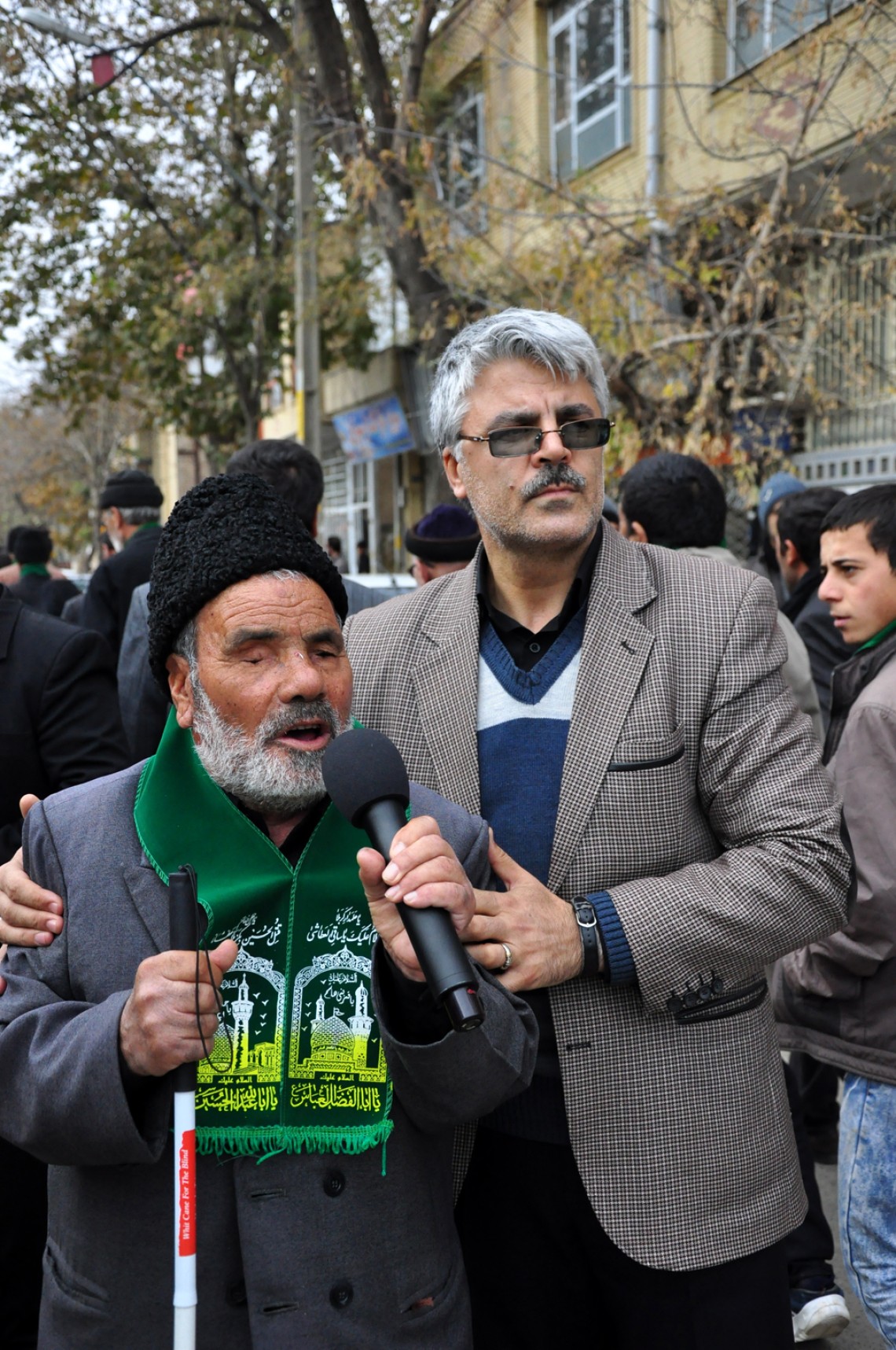 سوگواره دوم-عکس 3-پرویز گلی زاده-جلسه هیأت فضای داخلی