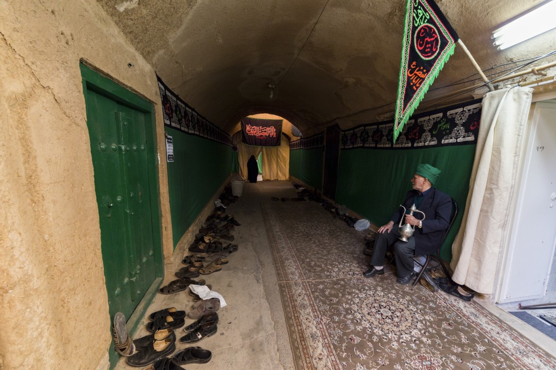 یازدهمین سوگواره عاشورایی عکس هیأت-علی  حسن زاده-بخش اصلی-روایت هیأت(تک عکس)