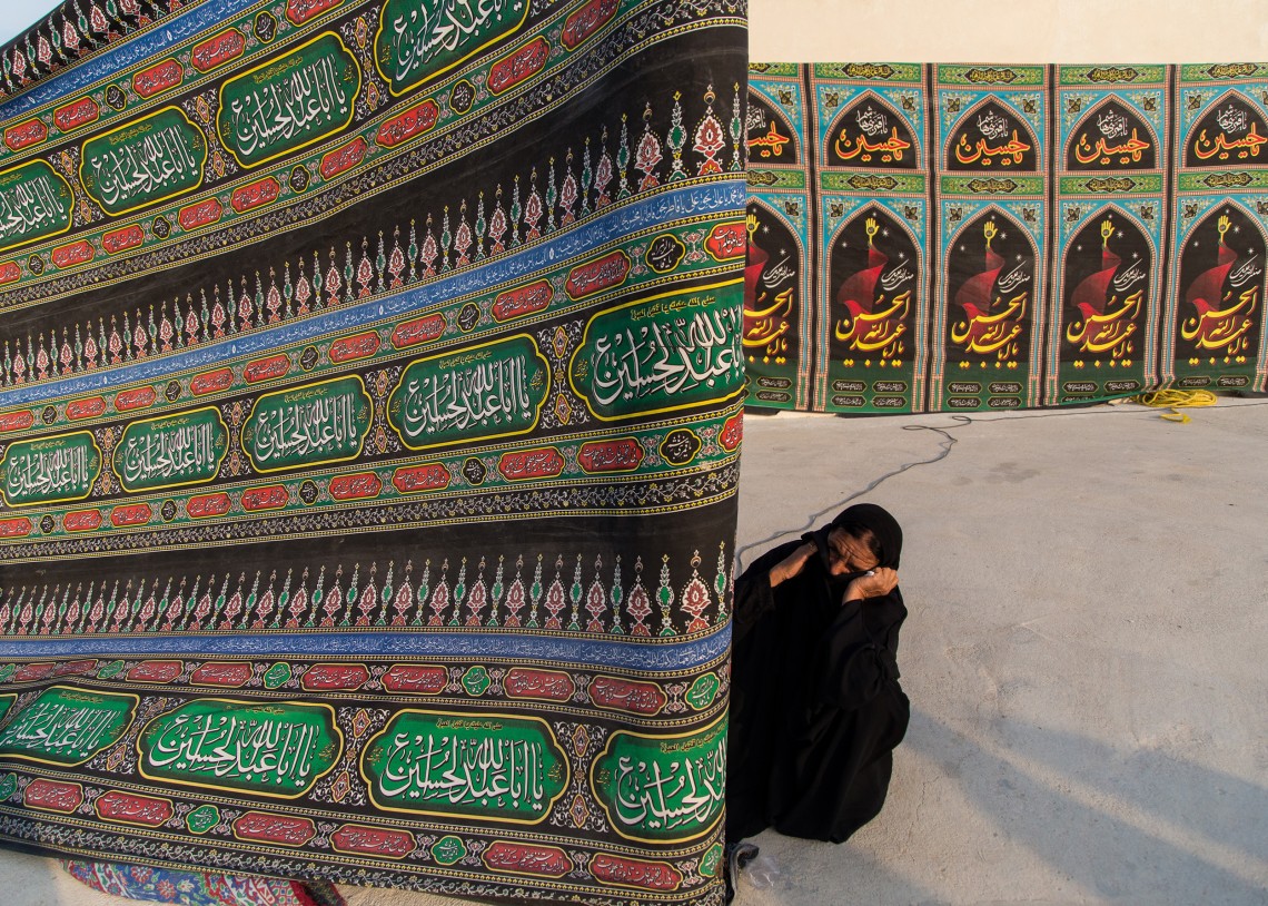 سوگواره چهارم-عکس 47-علی  حسن زاده-جلسه هیأت فضای بیرونی