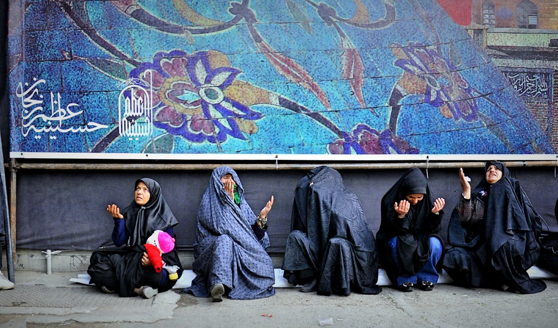 سوگواره سوم-عکس 4-میثم یعقوبی-جلسه هیأت فضای بیرونی