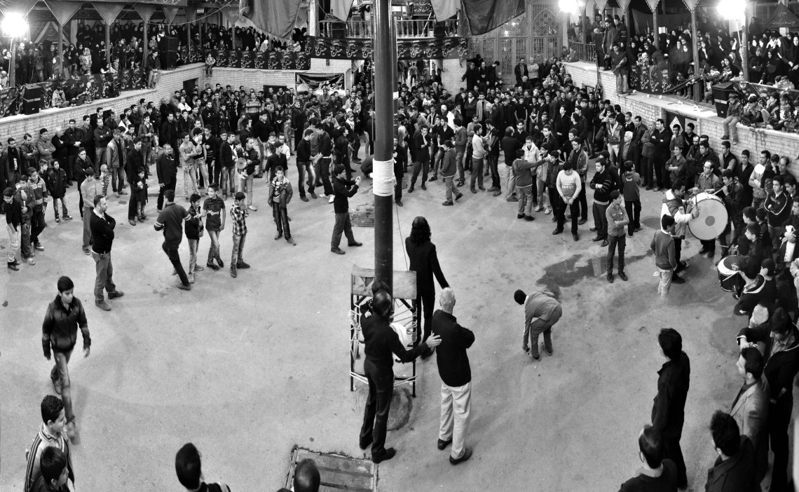 سوگواره سوم-عکس 11-عادله امینیان-جلسه هیأت فضای داخلی