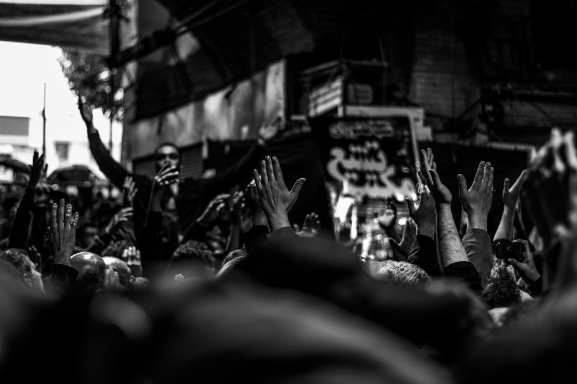 سوگواره سوم-عکس 3-علی نظریات جو-جلسه هیأت فضای بیرونی