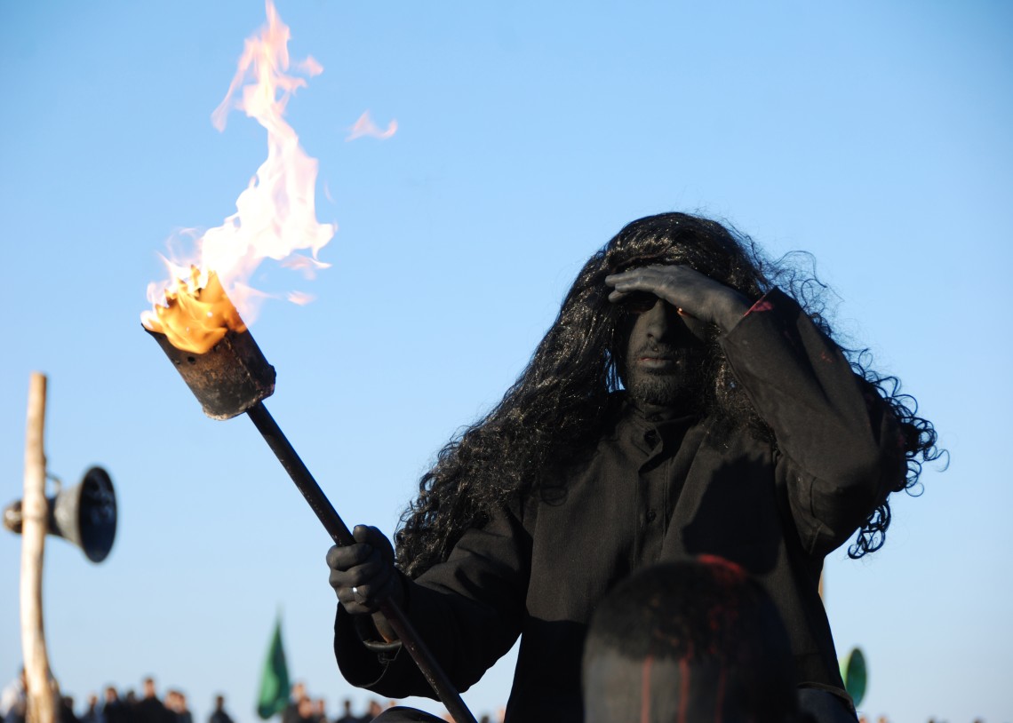 فراخوان ششمین سوگواره عاشورایی عکس هیأت-علی مقنی-بخش اصلی -جلسه هیأت