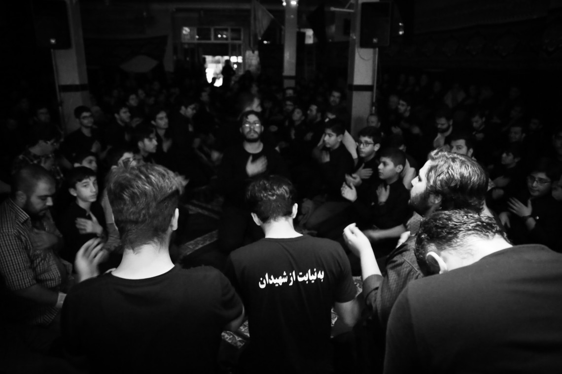 فراخوان ششمین سوگواره عاشورایی عکس هیأت-محمدمهدی فتحی-بخش اصلی -جلسه هیأت