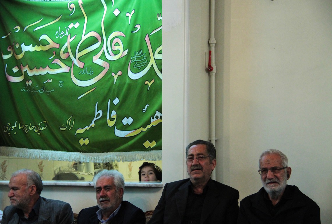 سوگواره سوم-عکس 3-ابوالفضل حسینی-جلسه هیأت فضای داخلی