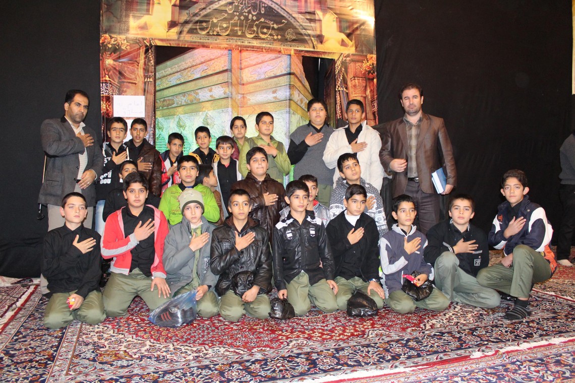 سوگواره سوم-عکس 4-داوود ذوالفقاری-جلسه هیأت یادبود