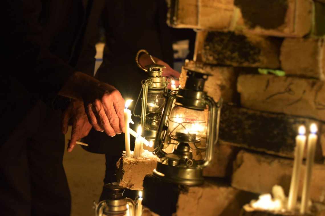 سوگواره چهارم-عکس 21-امیتیس چراغی-جلسه هیأت فضای بیرونی