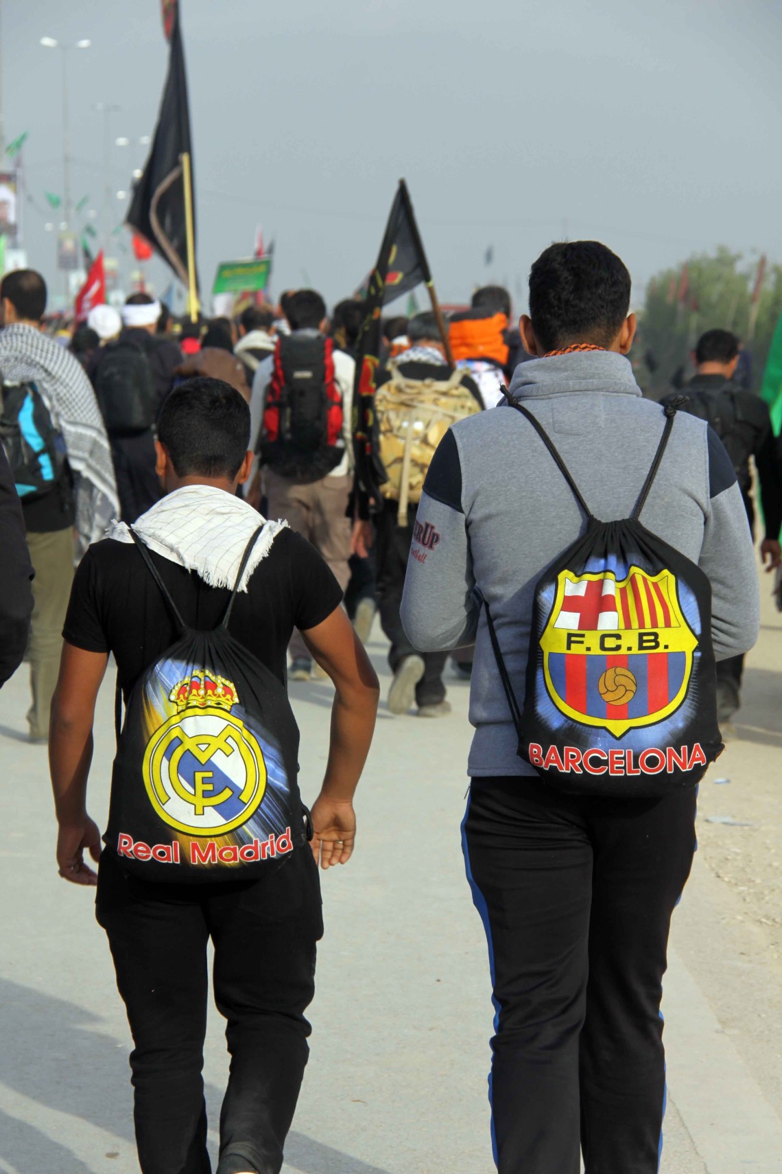 سوگواره چهارم-عکس 29-مجید افشانی-پیاده روی اربعین از نجف تا کربلا