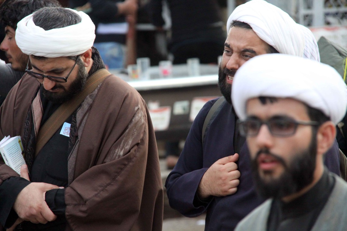 سوگواره چهارم-عکس 37-مجید افشانی-پیاده روی اربعین از نجف تا کربلا