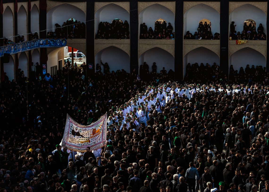 نهمین سوگواره عاشورایی عکس هیأت-داود ايزدپناه-مجالس احیای امر اهل‌البیت علیهم‌السلام