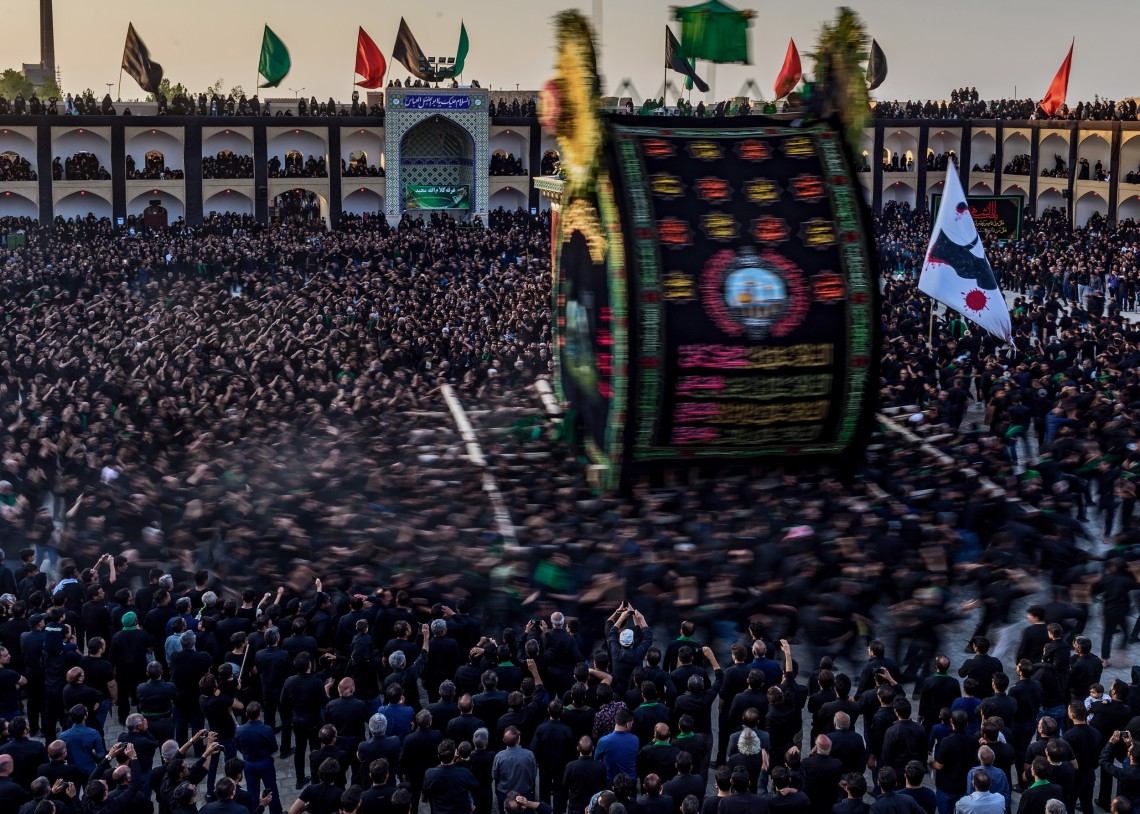 نهمین سوگواره عاشورایی عکس هیأت-داود ايزدپناه-مجالس احیای امر اهل‌البیت علیهم‌السلام