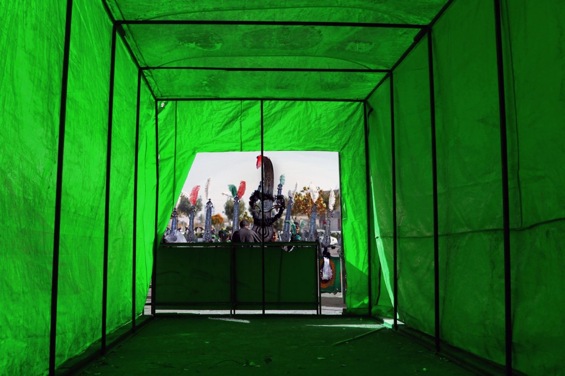 سوگواره چهارم-عکس 9-مهرداد فتحی-جلسه هیأت فضای بیرونی