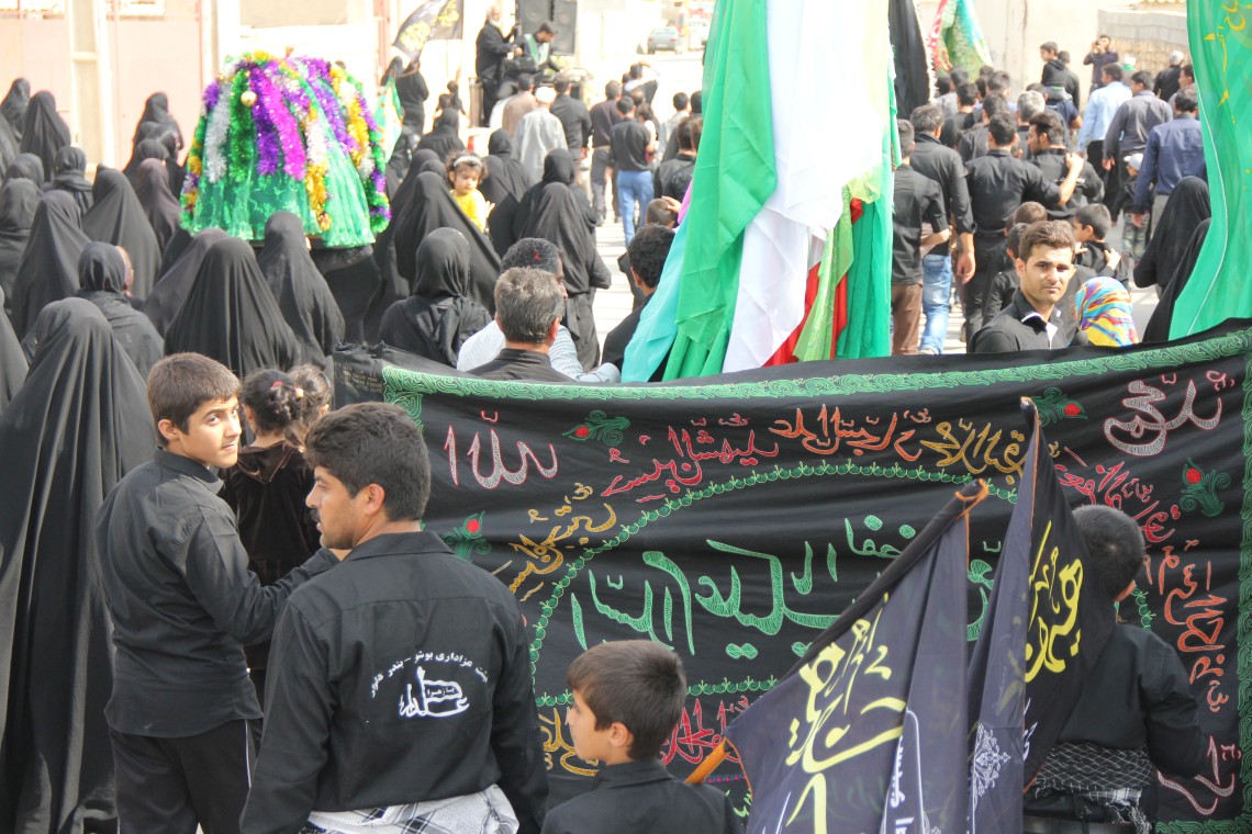 سوگواره سوم-عکس 17-صالح پورسالم-جلسه هیأت فضای بیرونی