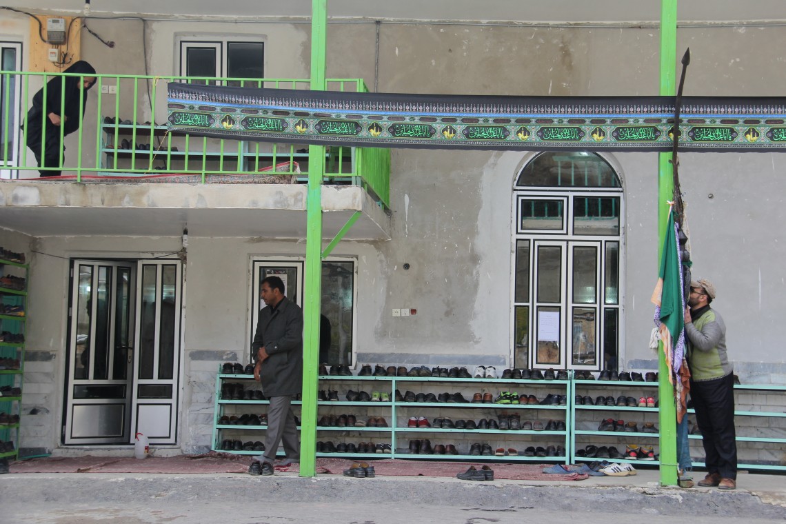 سوگواره سوم-عکس 26-محمد حسین صفری رودبار-جلسه هیأت فضای بیرونی