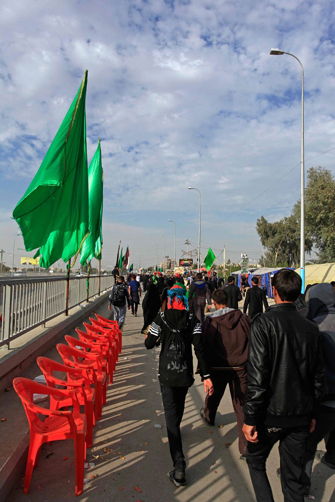 سوگواره سوم-عکس 110-مهدی تیرانی-پیاده روی اربعین از نجف تا کربلا