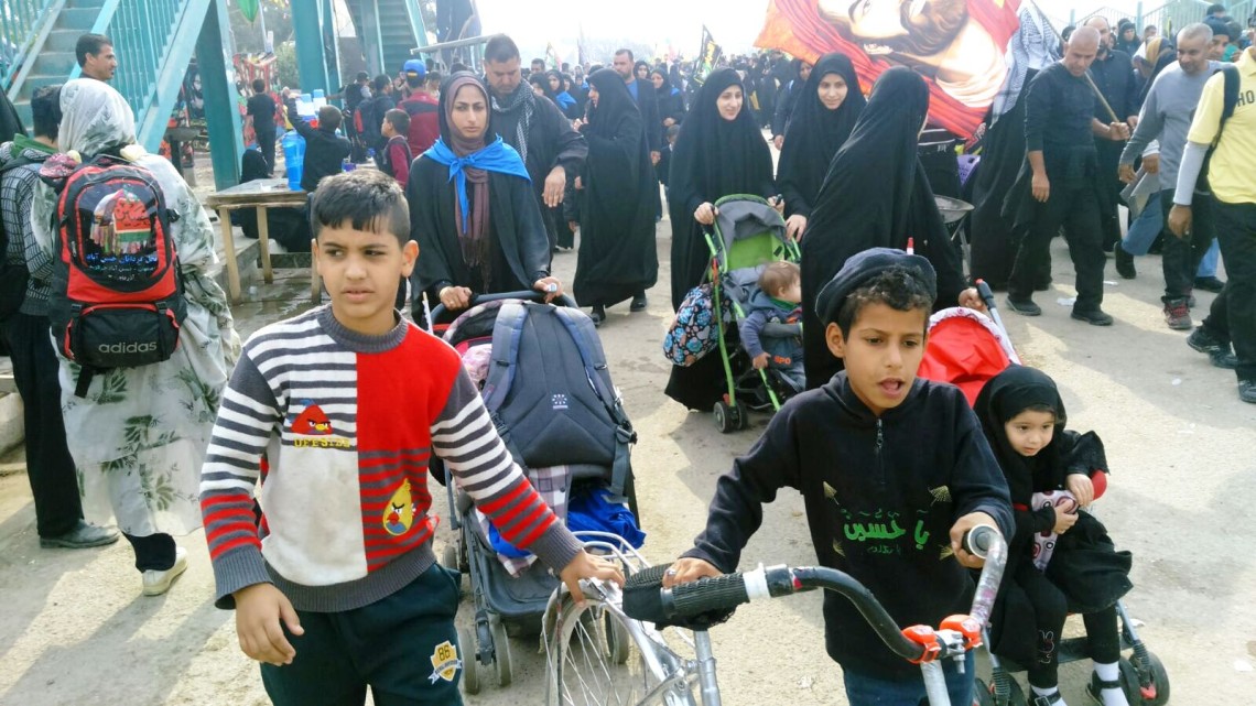 سوگواره چهارم-عکس 16-سعید دانشور-پیاده روی اربعین از نجف تا کربلا