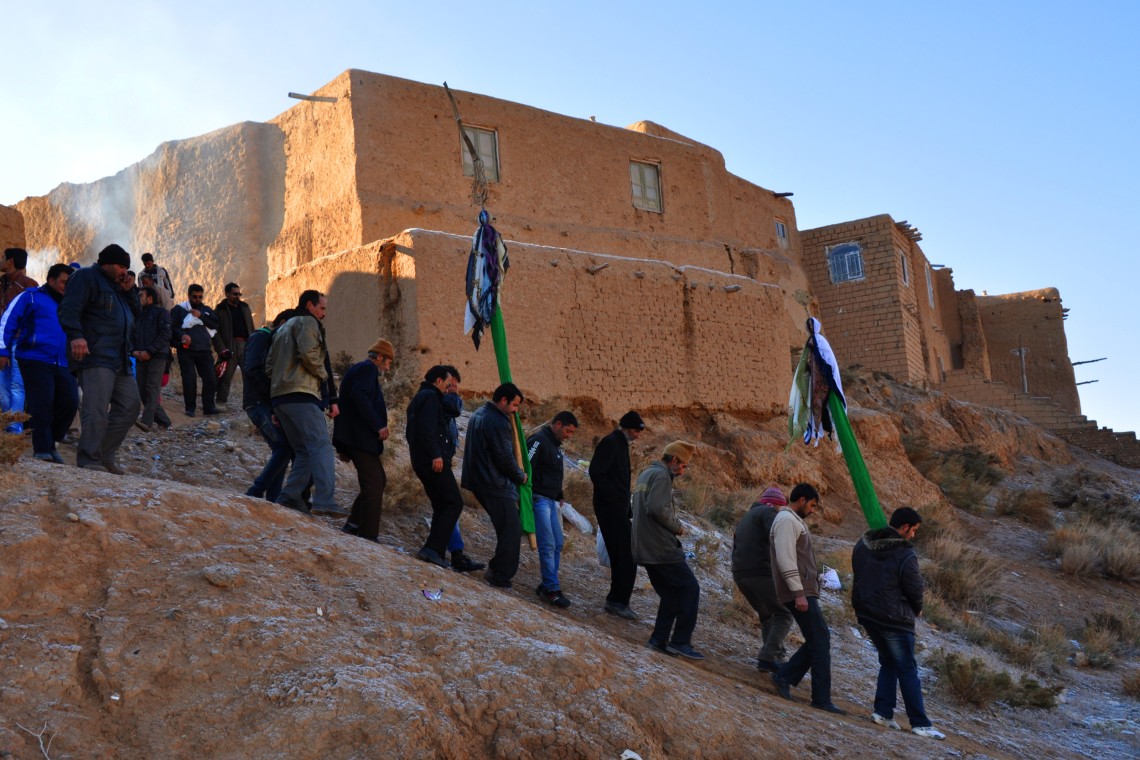 سوگواره پنجم-عکس 9-سيد عبداله تقوي-جلسه هیأت فضای بیرونی