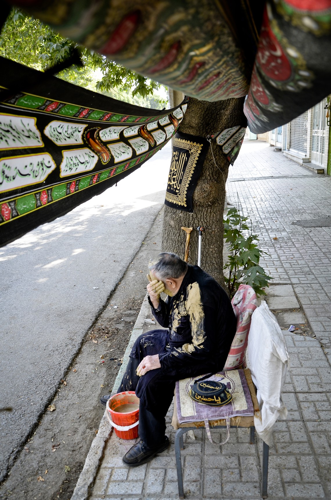 فراخوان ششمین سوگواره عاشورایی عکس هیأت-حمید  عزیزی خانقاهی-بخش اصلی -جلسه هیأت