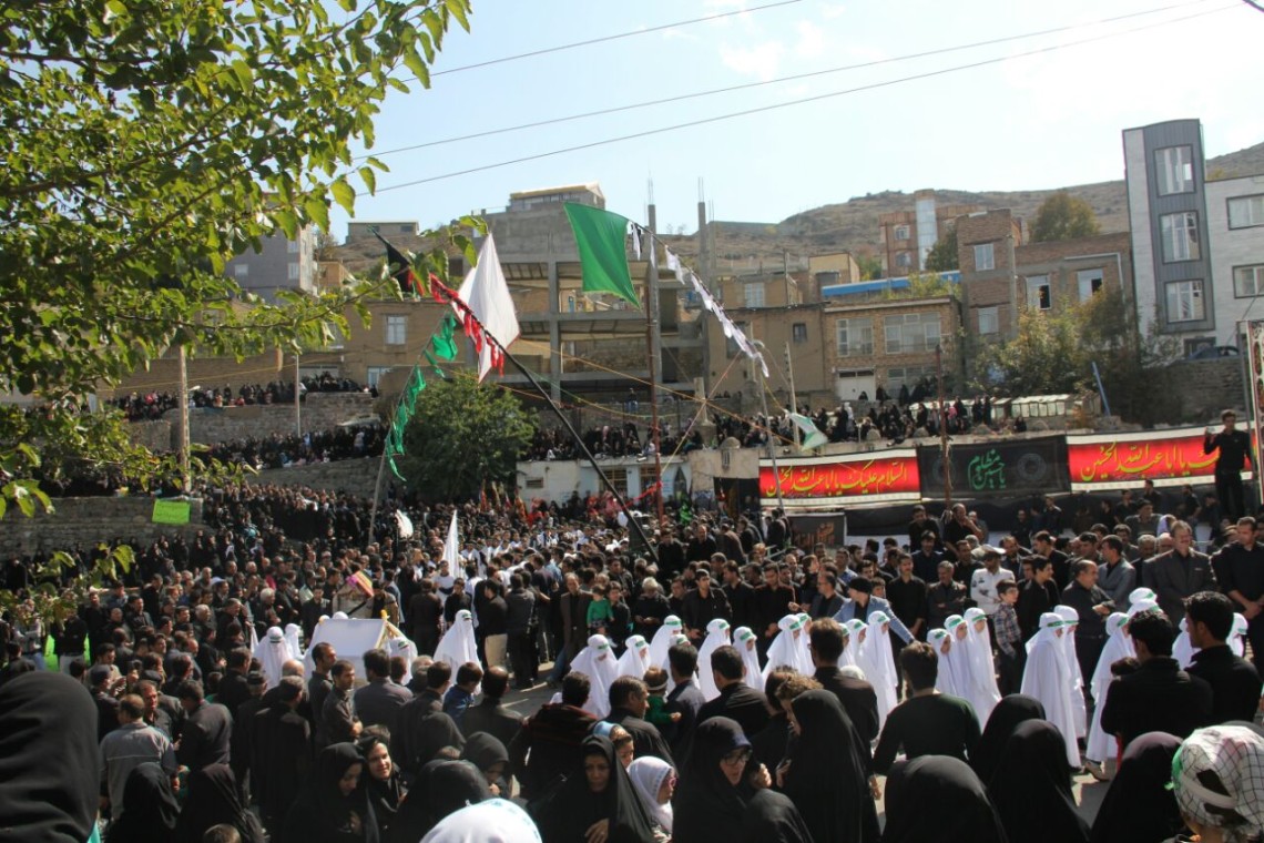 سوگواره پنجم-عکس 14-پرویز انصاری-جلسه هیأت