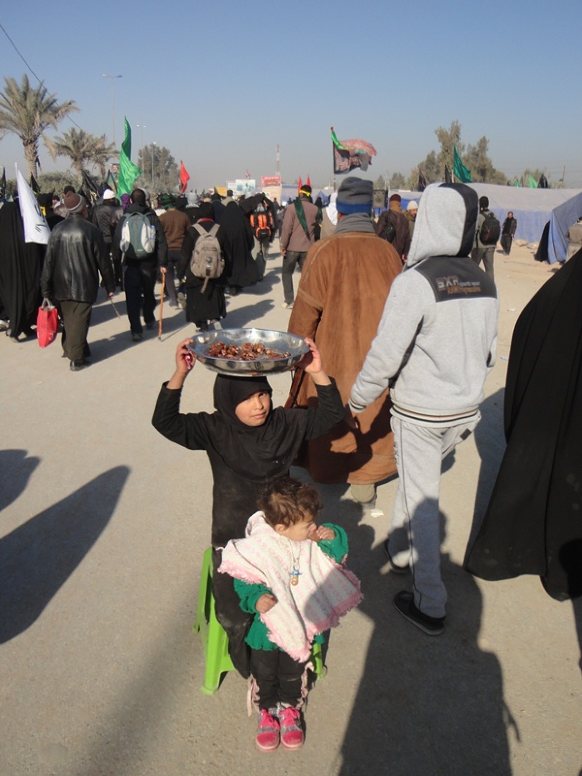 سوگواره دوم-عکس 14-کمیل هدایت فر-پیاده روی اربعین از نجف تا کربلا