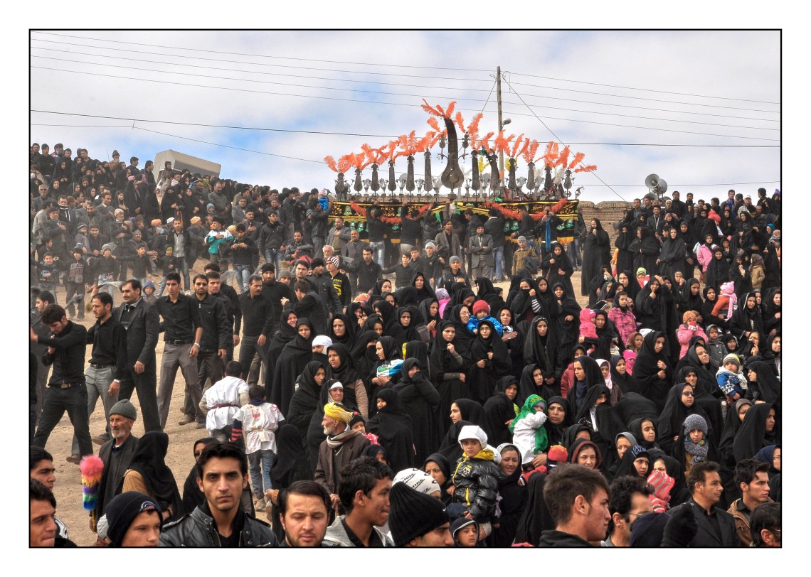 سوگواره اول-عکس 1-عصمت یادگاریان-جلسه هیأت