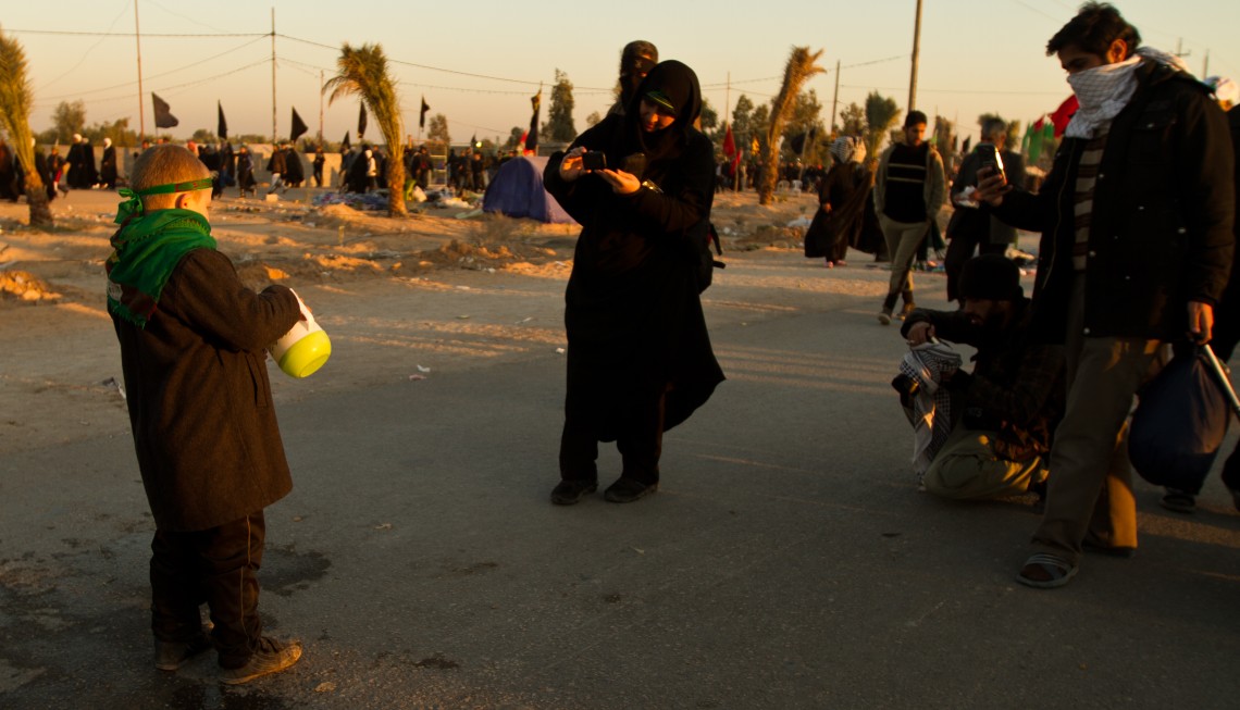 سوگواره سوم-عکس 10-محمد حسین ابراهیمی ورکیانی-پیاده روی اربعین از نجف تا کربلا