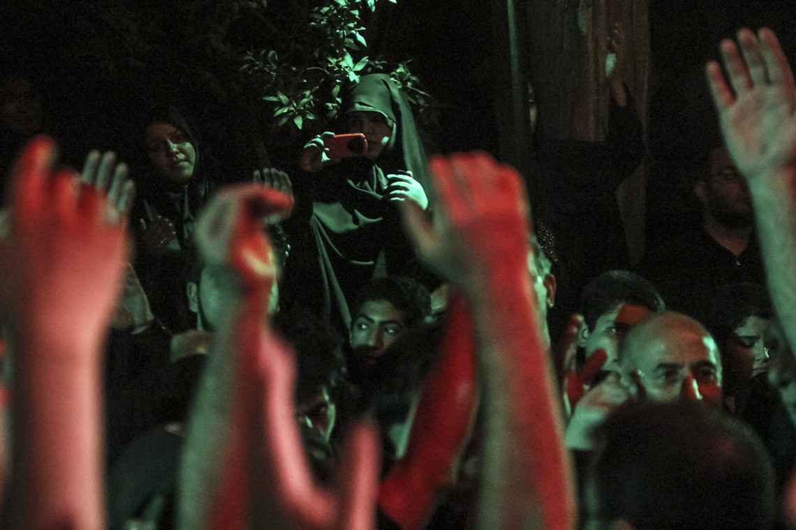 سوگواره چهارم-عکس 36-مهدی پدرام خو-جلسه هیأت فضای داخلی