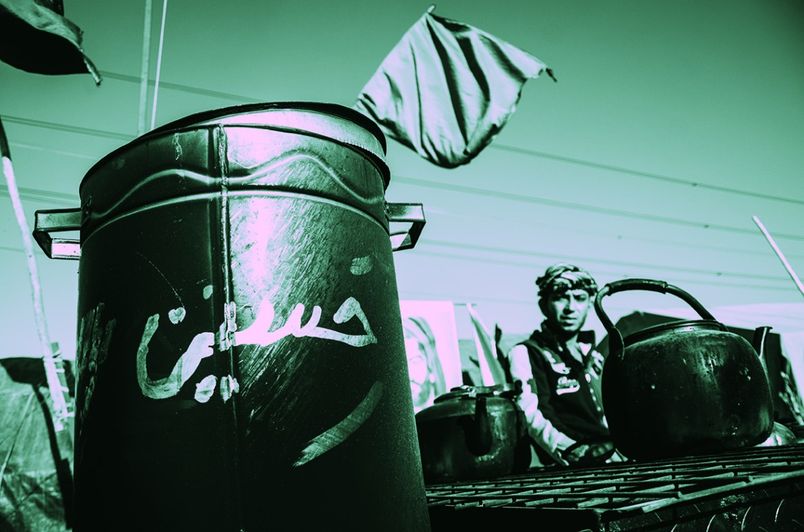 سوگواره سوم-عکس 64-محمدامین غفاری-پیاده روی اربعین از نجف تا کربلا