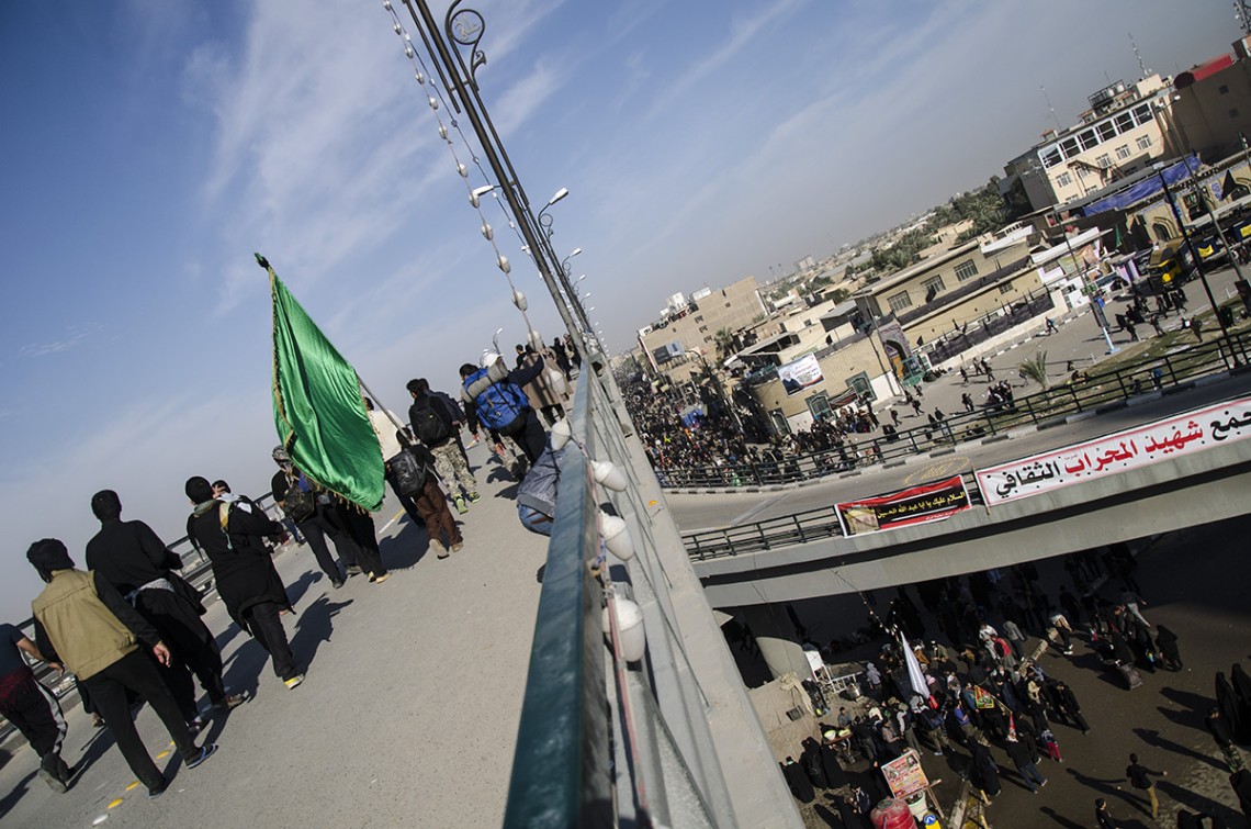 سوگواره سوم-عکس 82-محمدامین غفاری-پیاده روی اربعین از نجف تا کربلا