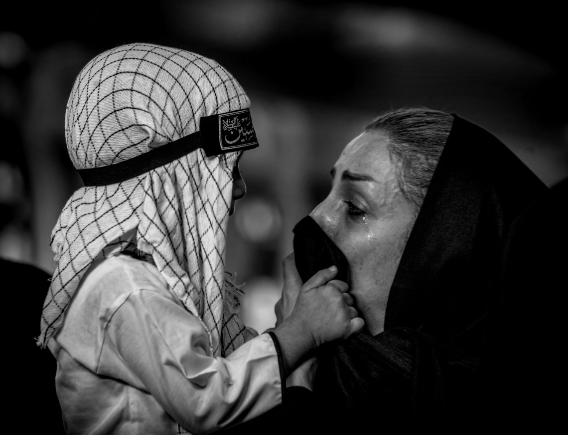 سوگواره سوم-عکس 8-سید ولی  شجاعی لنگری-جلسه هیأت فضای داخلی