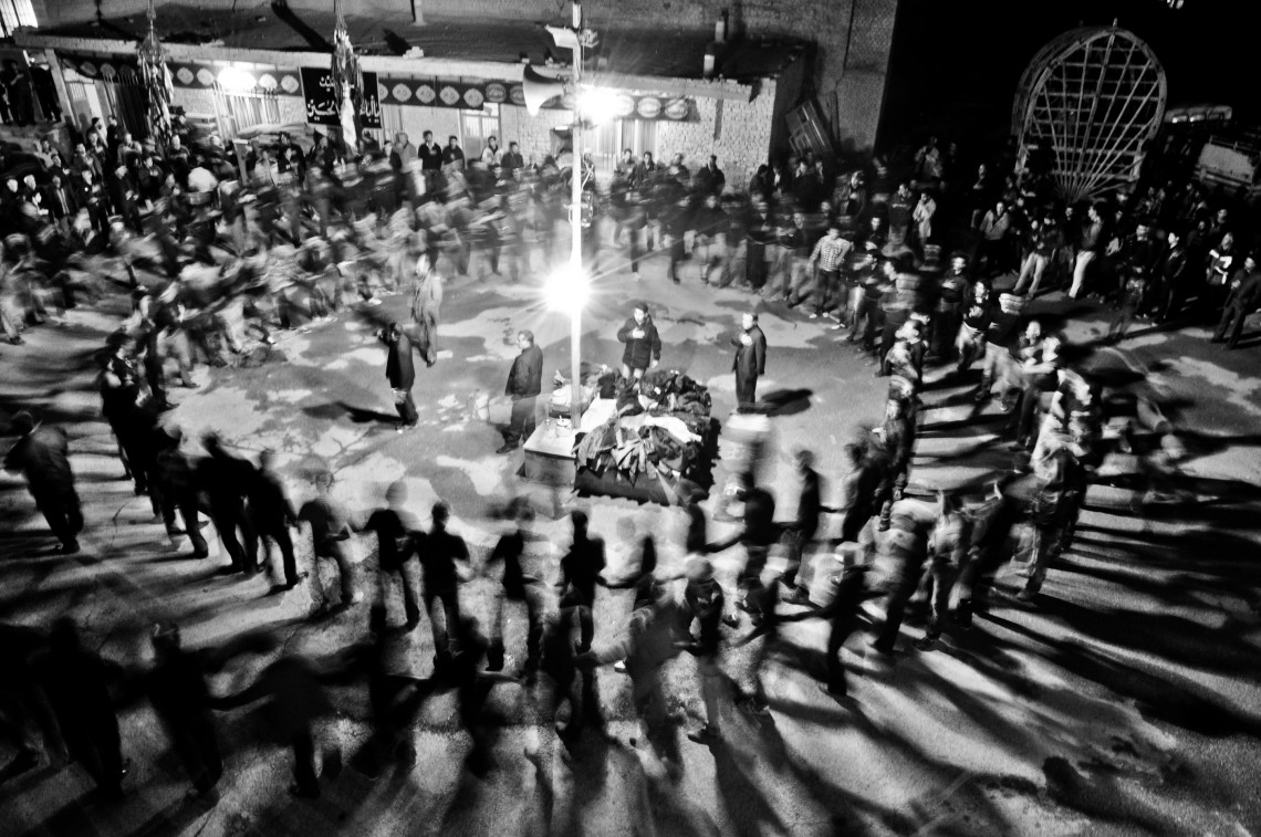 سوگواره دوم-عکس 11-امیر حسین علیداقی-جلسه هیأت فضای بیرونی 