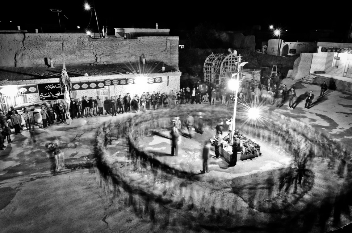 سوگواره دوم-عکس 14-امیر حسین علیداقی-جلسه هیأت فضای بیرونی 