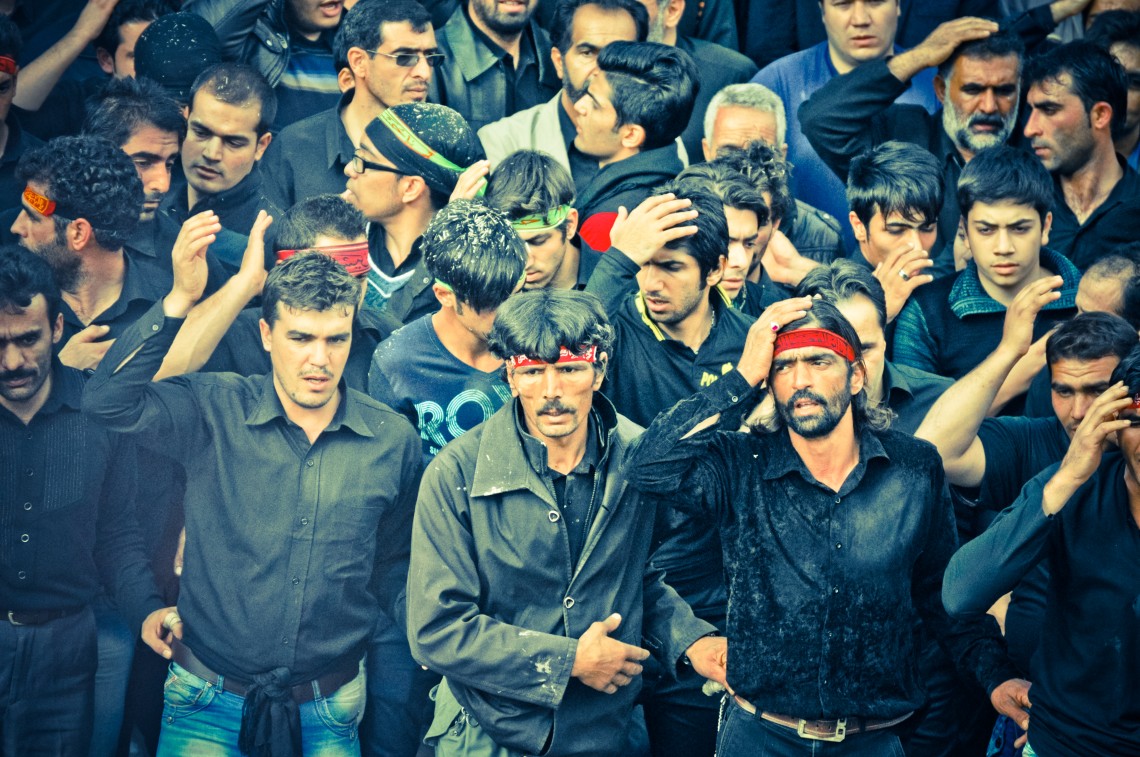 سوگواره دوم-عکس 54-امیر حسین علیداقی-جلسه هیأت فضای داخلی