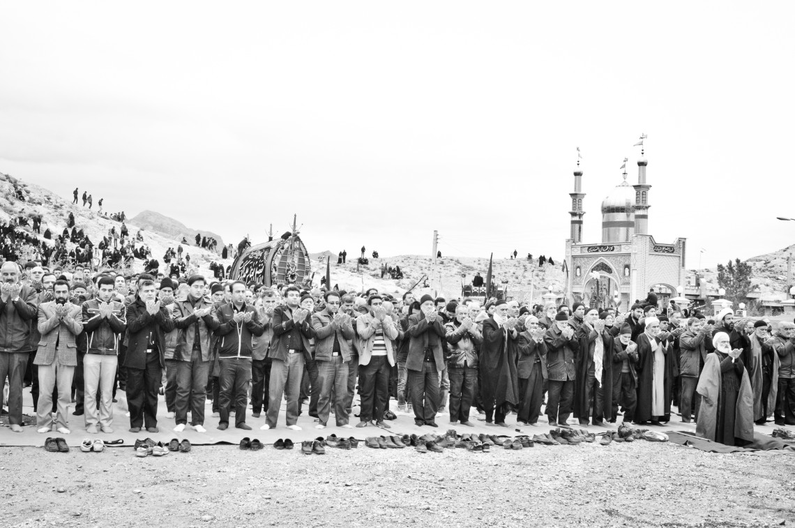 سوگواره سوم-عکس 90-امیر حسین علیداقی-جلسه هیأت فضای بیرونی