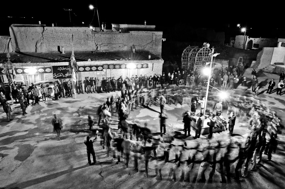 سوگواره چهارم-عکس 117-امیر حسین علیداقی-جلسه هیأت فضای داخلی