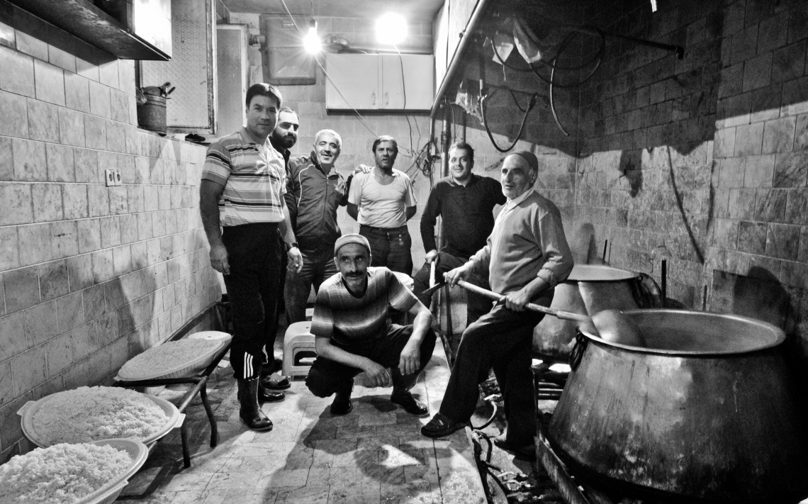 سوگواره چهارم-عکس 131-امیر حسین علیداقی-جلسه هیأت یادبود