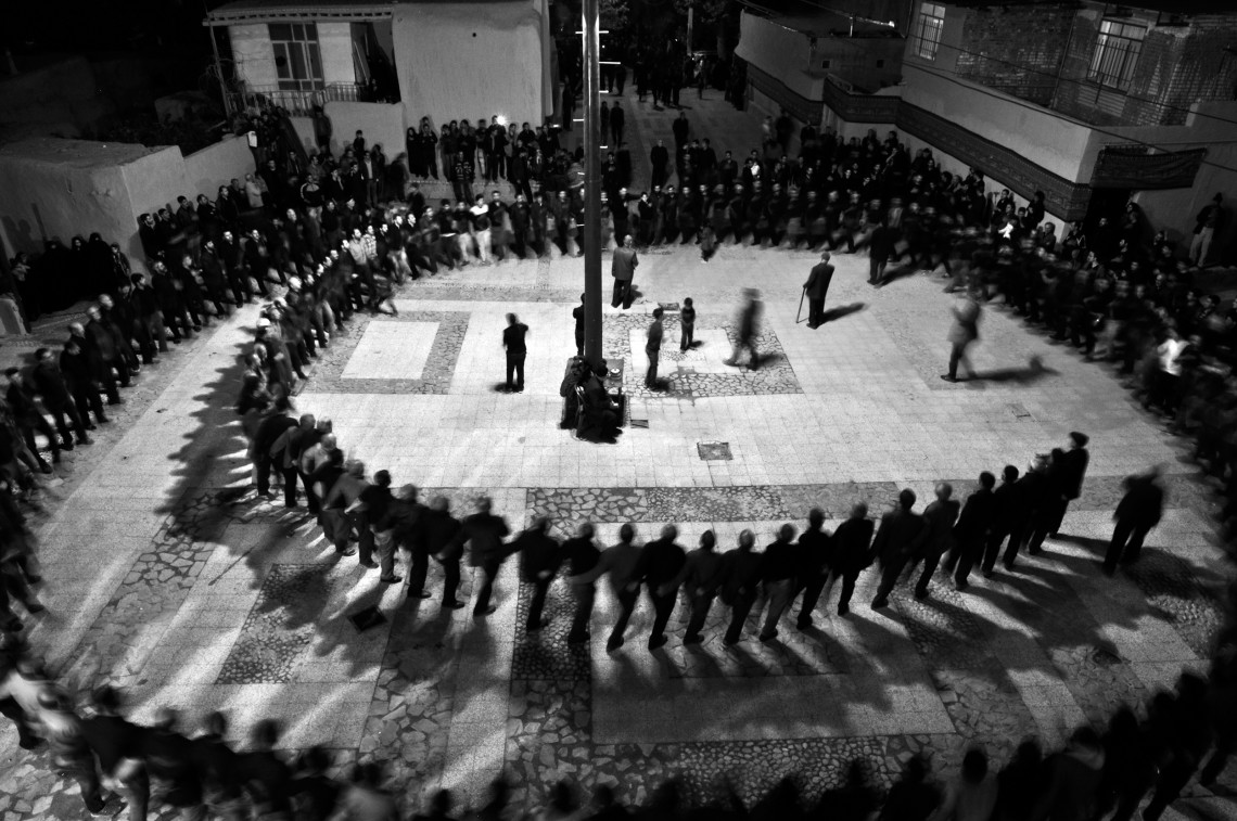 سوگواره پنجم-عکس 144-امیر حسین علیداقی-جلسه هیأت فضای بیرونی