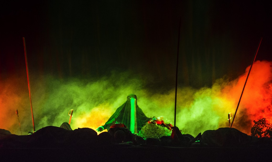 سوگواره پنجم-عکس 33-محمد حسين دهقاني-جلسه هیأت فضای بیرونی